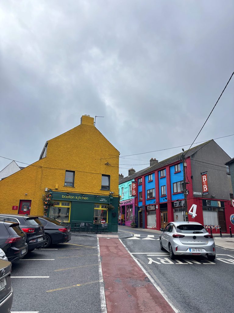 walk in the town, very colourful houses.